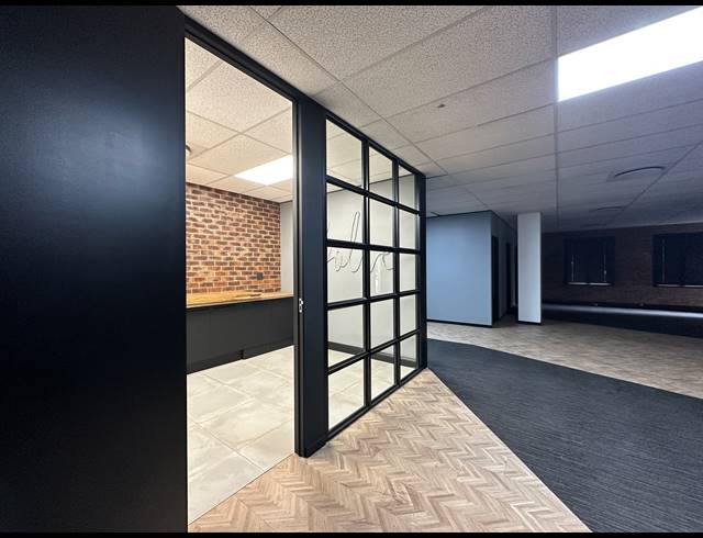 1,627M² OFFICE TO LET IN SANDTON CENTRAL